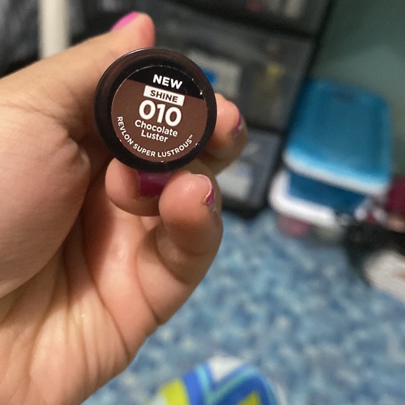 Revlon Shine lipstick Tiktok viral ! - Picture 2 of 3